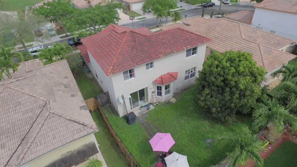 405 E Royal Cove Circle Davie FL 33325