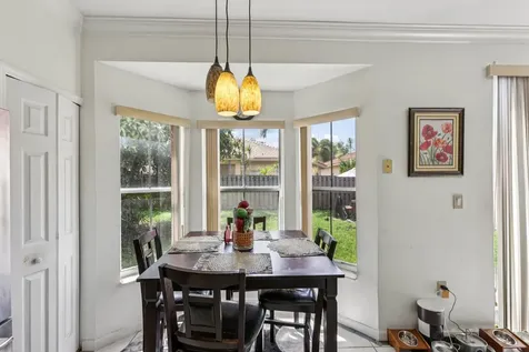 405 E Royal Cove Circle Davie FL 33325