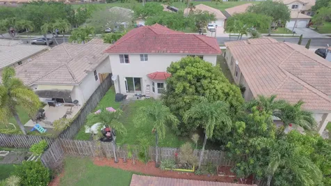 405 E Royal Cove Circle Davie FL 33325