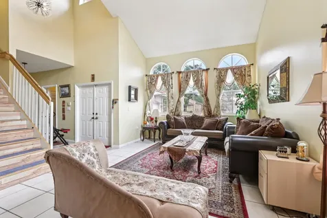 405 E Royal Cove Circle Davie FL 33325