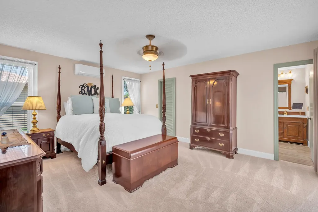 8235 NW 5th Street Coral Springs FL 33071