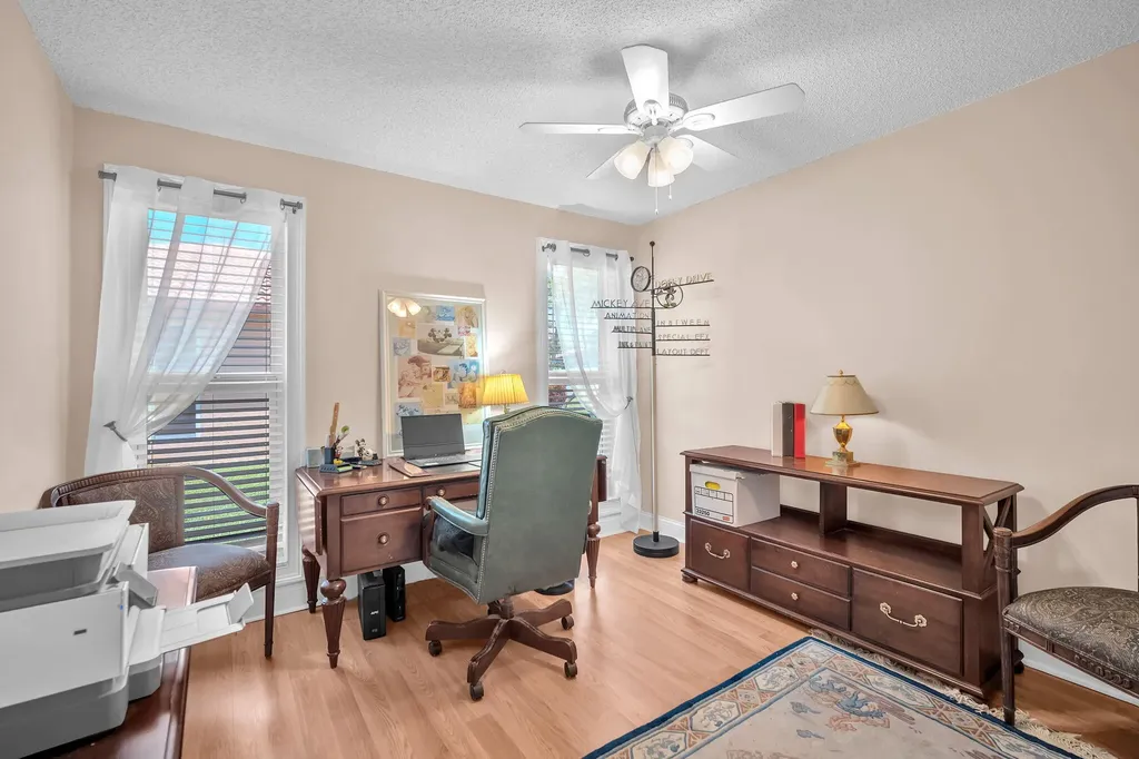 8235 NW 5th Street Coral Springs FL 33071