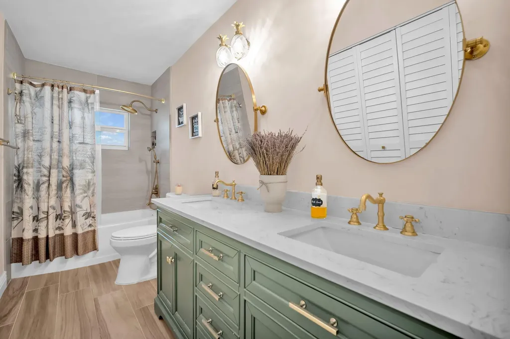 8235 NW 5th Street Coral Springs FL 33071