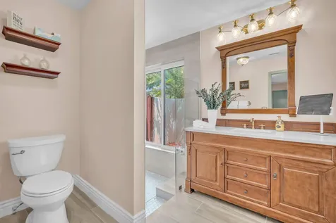 8235 NW 5th Street Coral Springs FL 33071