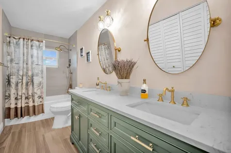 8235 NW 5th Street Coral Springs FL 33071
