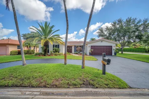 8235 NW 5th Street Coral Springs FL 33071
