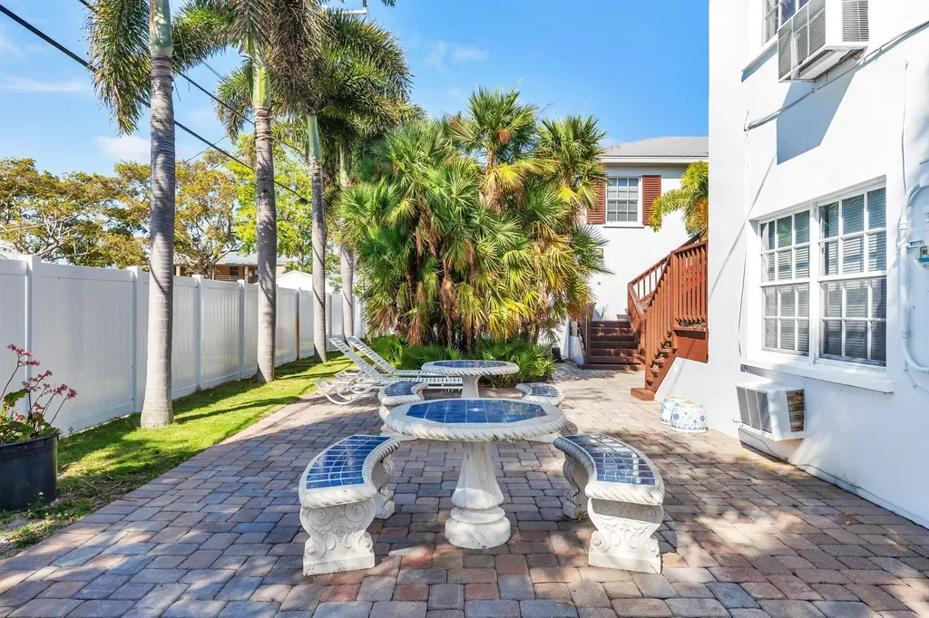 230 Conniston Road West Palm Beach FL 33405