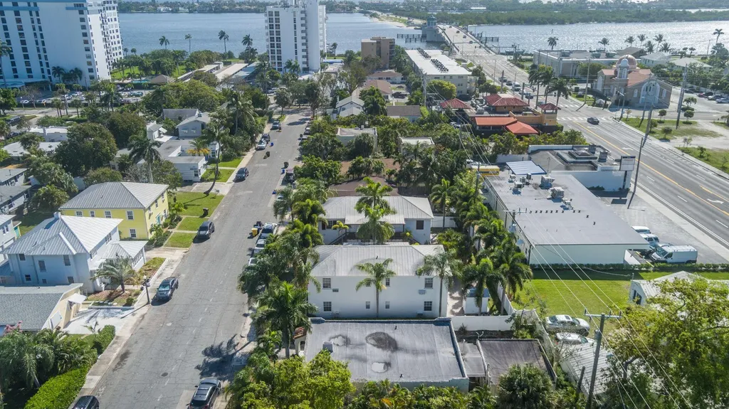 230 Conniston Road West Palm Beach FL 33405