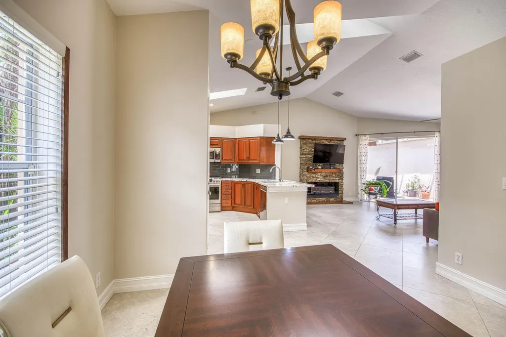 20 Via Aurelia Palm Beach Gardens FL 33418