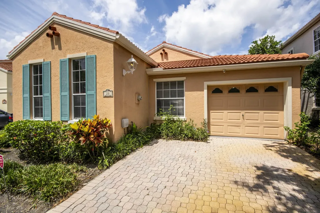 20 Via Aurelia Palm Beach Gardens FL 33418