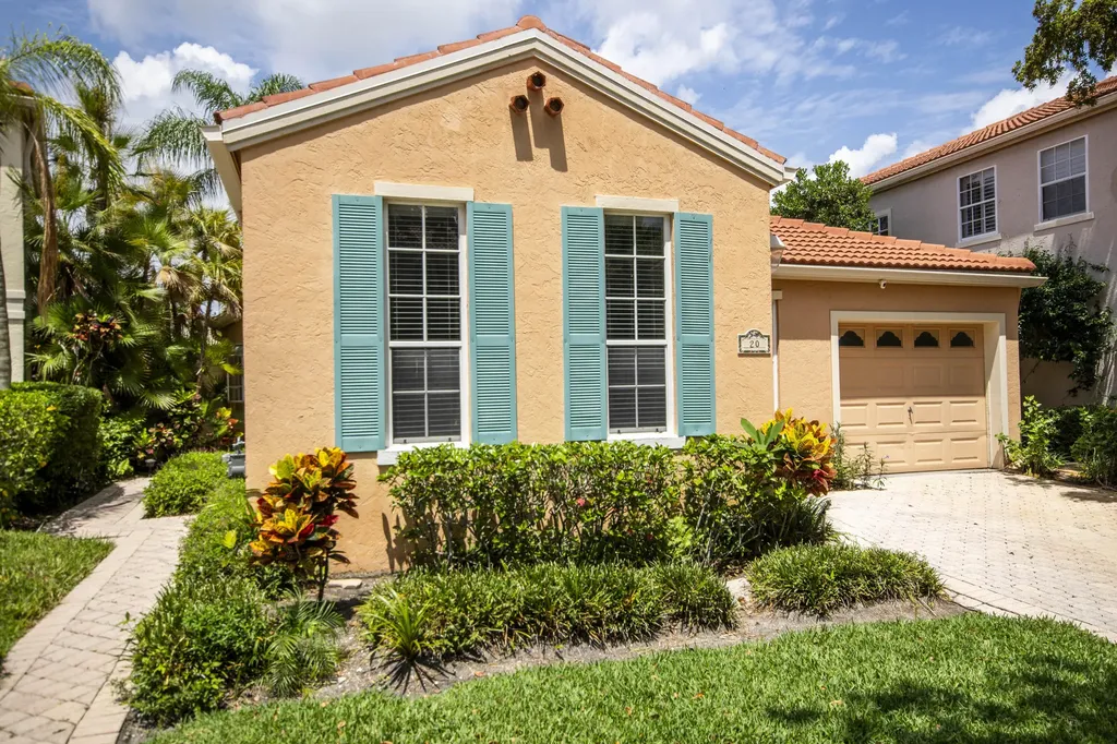 20 Via Aurelia Palm Beach Gardens FL 33418