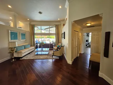 4915 NW 105th Drive Coral Springs FL 33076