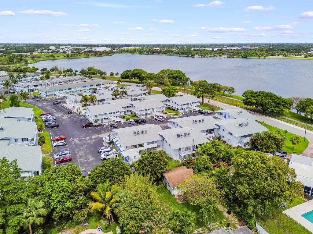 1950 Lake Osborne Drive Lake Worth Beach FL 33461
