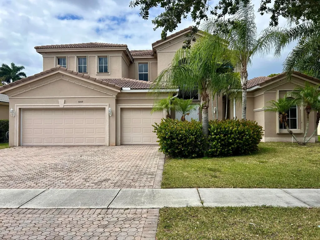 9249 Pineville Drive Lake Worth FL 33467