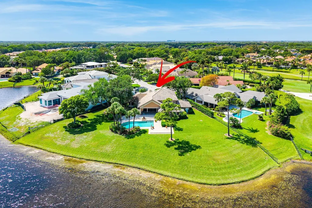 3566 Loire Lane Palm Beach Gardens FL 33410
