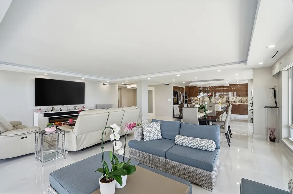 4100 Galt Ocean Drive Fort Lauderdale FL 33308