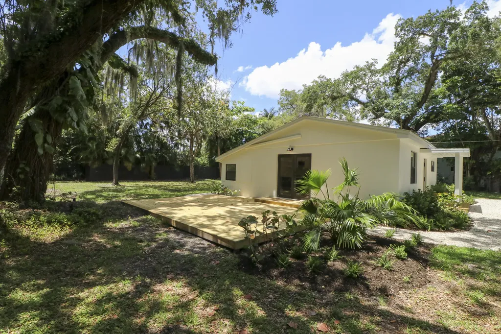 2101 Riverland Road Fort Lauderdale FL 33312