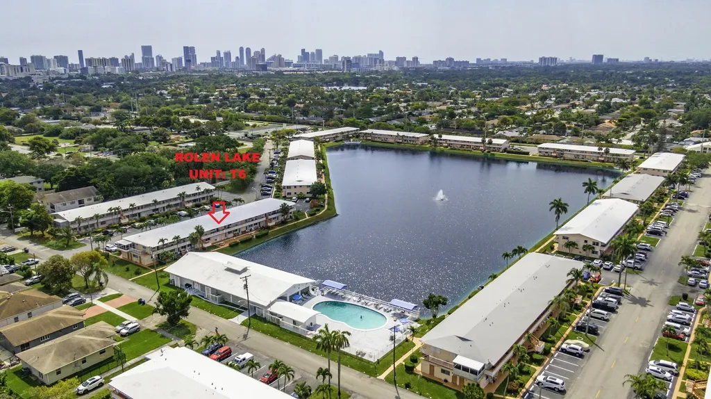 800 SW 10th Terrace Hallandale Beach FL 33009
