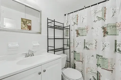 800 SW 10th Terrace Hallandale Beach FL 33009