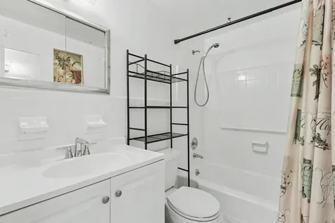 800 SW 10th Terrace Hallandale Beach FL 33009