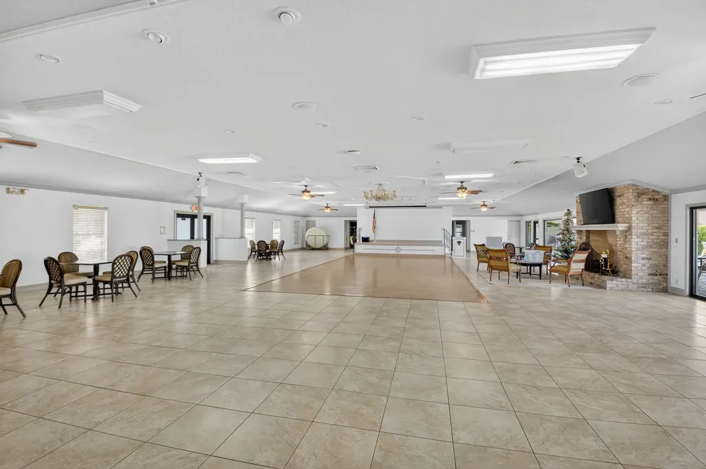 4335 Pear Tree Circle Boynton Beach FL 33436