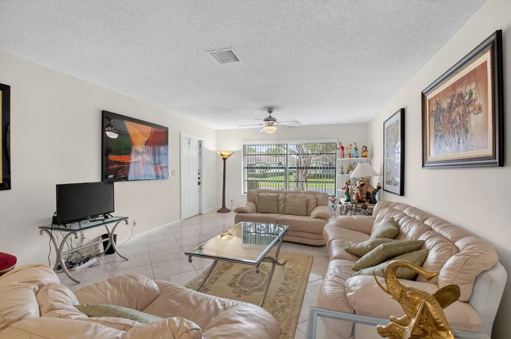 4335 Pear Tree Circle Boynton Beach FL 33436