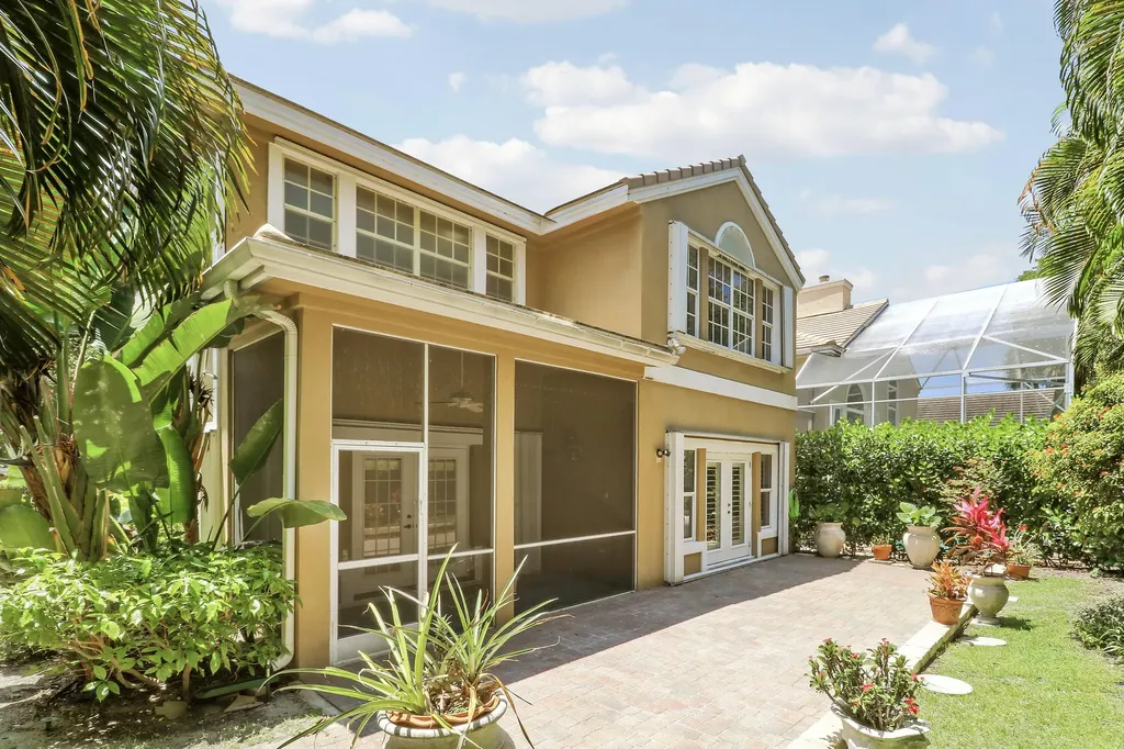 12 Grand Bay Circle Juno Beach FL 33408