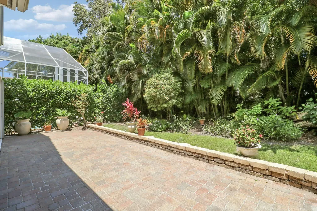 12 Grand Bay Circle Juno Beach FL 33408
