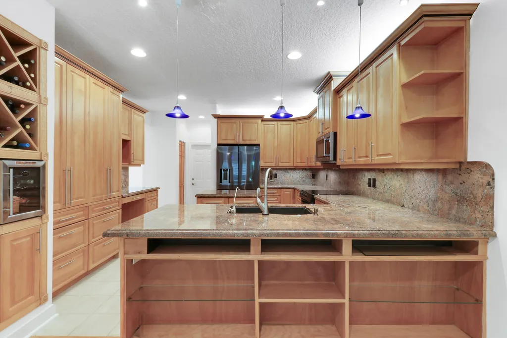 12 Grand Bay Circle Juno Beach FL 33408
