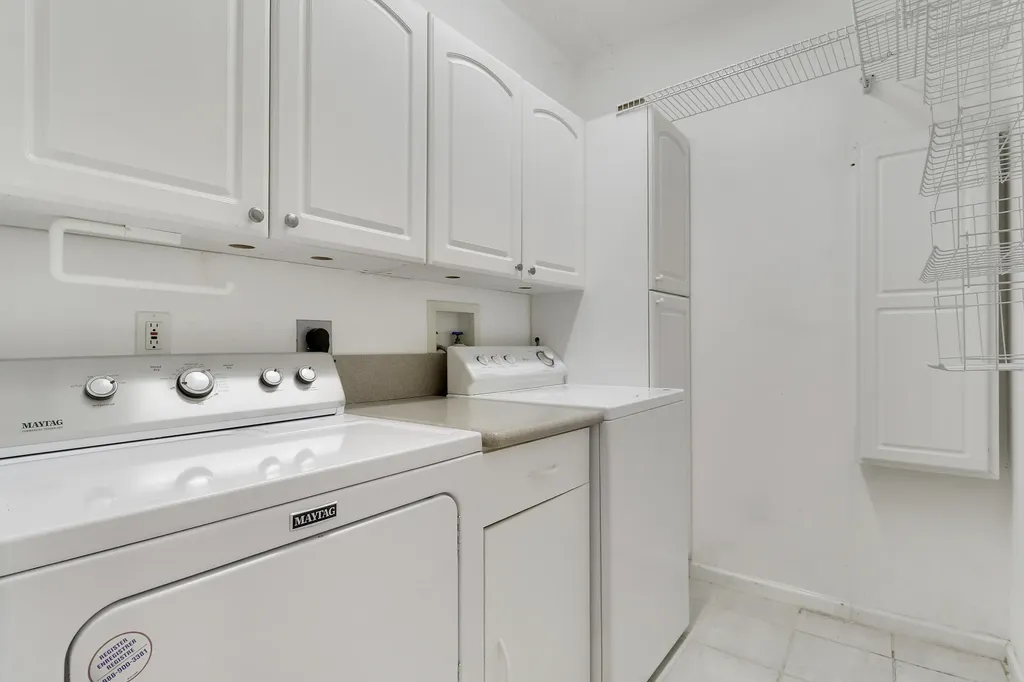 12 Grand Bay Circle Juno Beach FL 33408