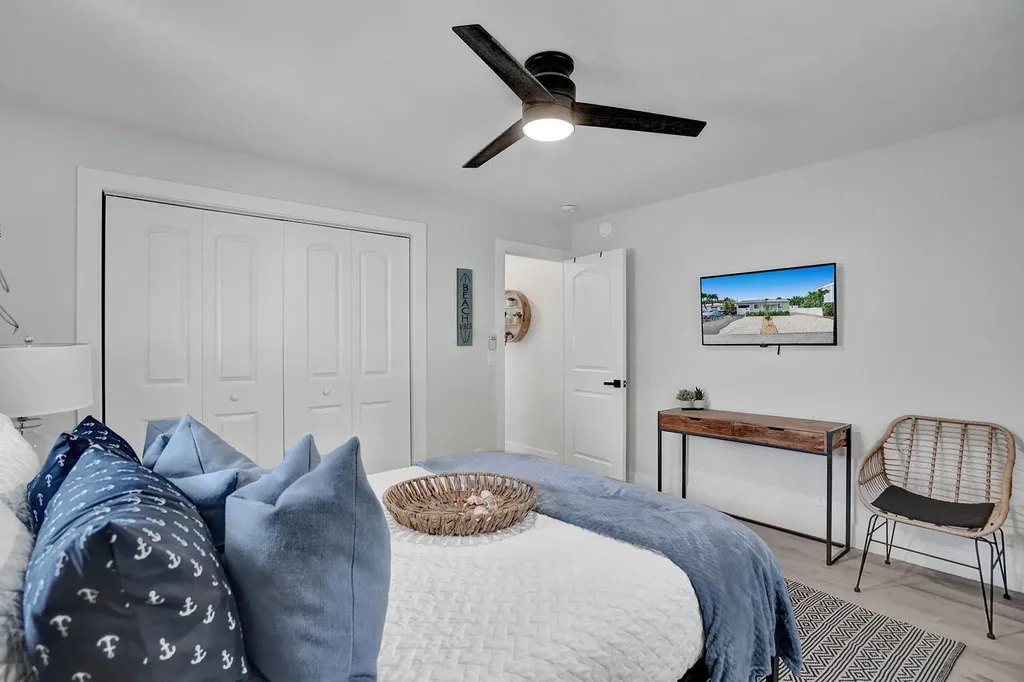 1969 NE 5th Street Deerfield Beach FL 33441