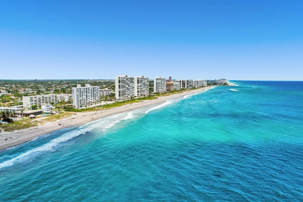 1969 NE 5th Street Deerfield Beach FL 33441