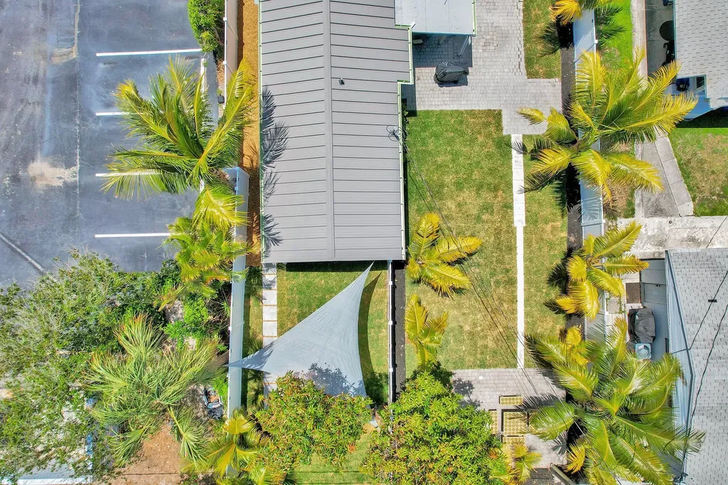 1969 NE 5th Street Deerfield Beach FL 33441