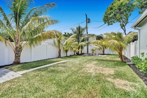 1969 NE 5th Street Deerfield Beach FL 33441