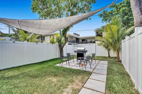 1969 NE 5th Street Deerfield Beach FL 33441
