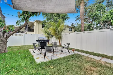 1969 NE 5th Street Deerfield Beach FL 33441
