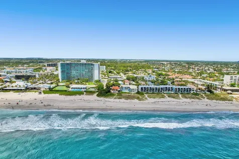 1969 NE 5th Street Deerfield Beach FL 33441