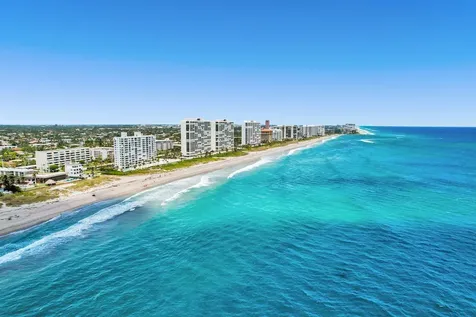 1969 NE 5th Street Deerfield Beach FL 33441