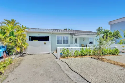 1969 NE 5th Street Deerfield Beach FL 33441