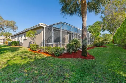 10760 Royal Caribbean Circle Boynton Beach FL 33437