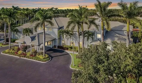 10760 Royal Caribbean Circle Boynton Beach FL 33437