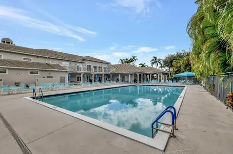 10760 Royal Caribbean Circle Boynton Beach FL 33437