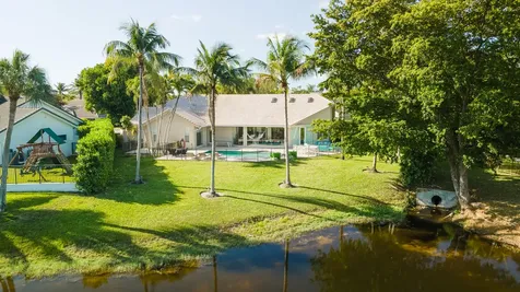2245 SW 16th Place Boca Raton FL 33486