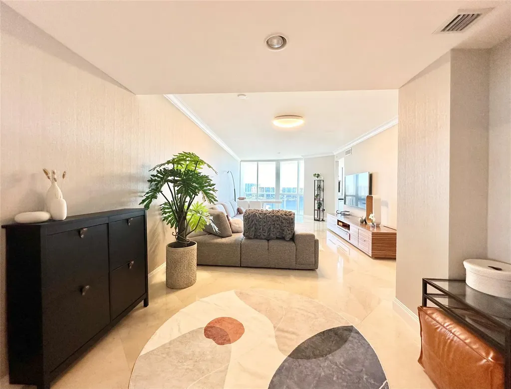 18201 Collins Avenue Sunny Isles Beach FL 33160
