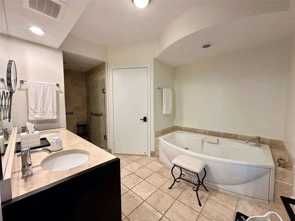 18201 Collins Avenue Sunny Isles Beach FL 33160