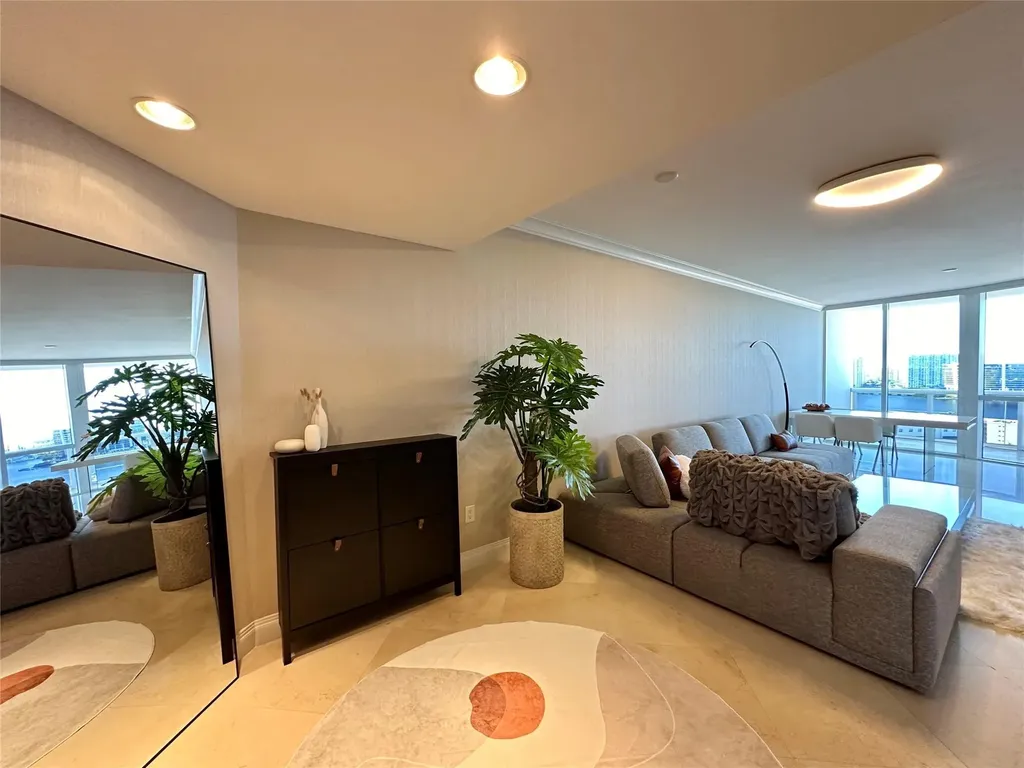 18201 Collins Avenue Sunny Isles Beach FL 33160