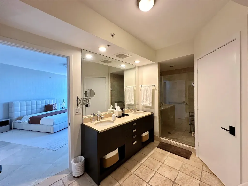 18201 Collins Avenue Sunny Isles Beach FL 33160
