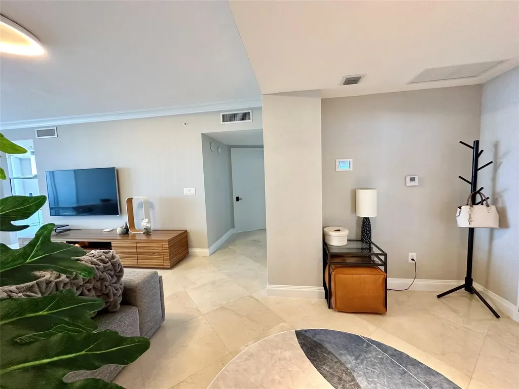 18201 Collins Avenue Sunny Isles Beach FL 33160