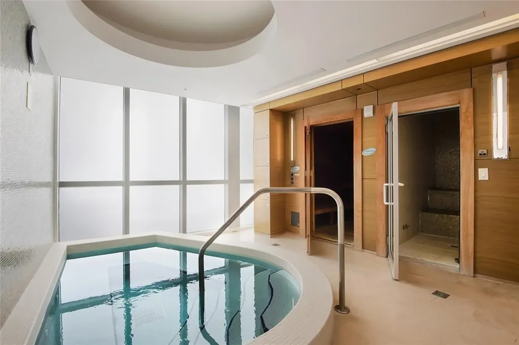 18201 Collins Avenue Sunny Isles Beach FL 33160