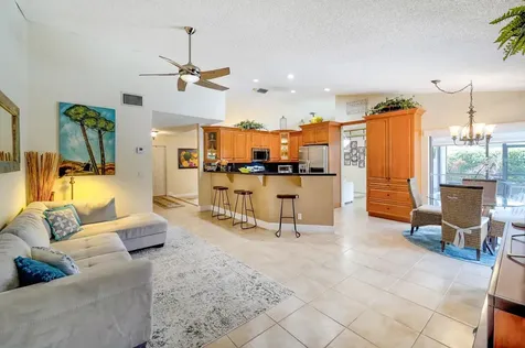 1677 NW 111th Way Coral Springs FL 33071